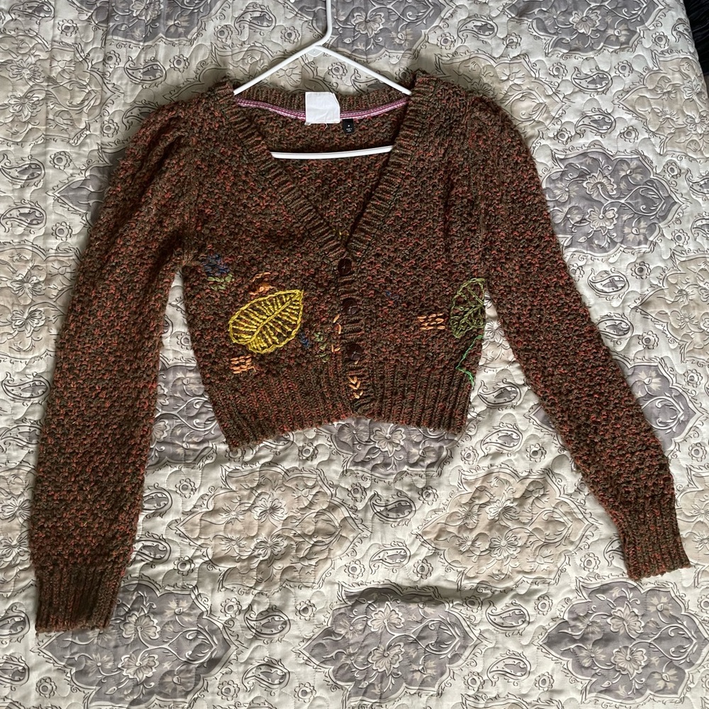 Anthropologie Brown Cropped V-Neck Sweater with Yellow & Green Leaf Embroidery - Picture 14 of 15